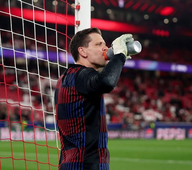 包含马拉加遭遇惨败，欧战希望渺茫的词条